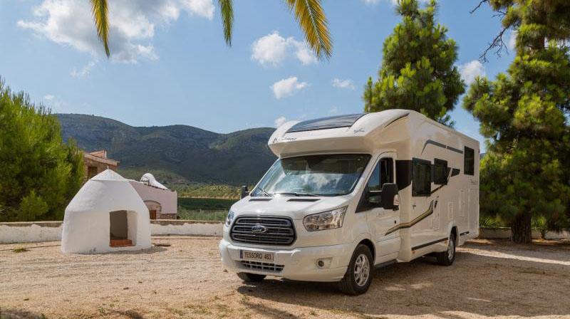 How should a motorhome be equipped for long journeys? – image 3