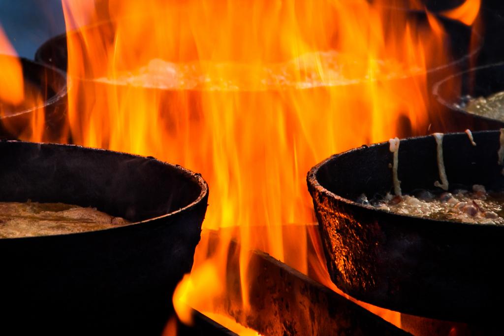 How to prepare a fire for cooking? – image 1