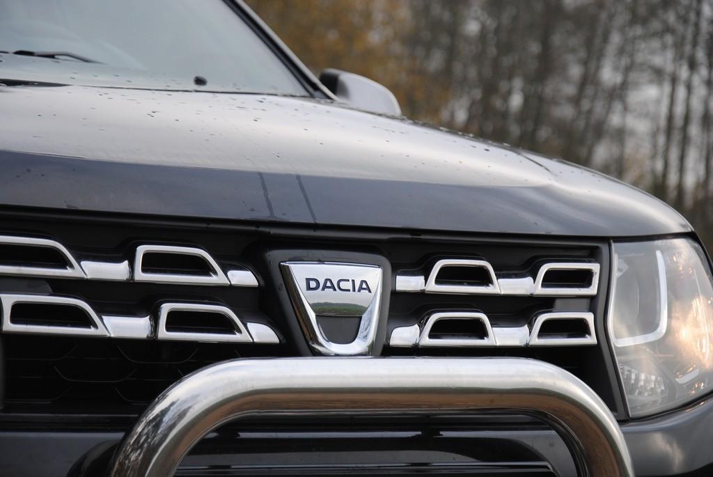 Dacia Duster 1,5 dCi 4x4 - budżetowy SUV – zdjęcie 2