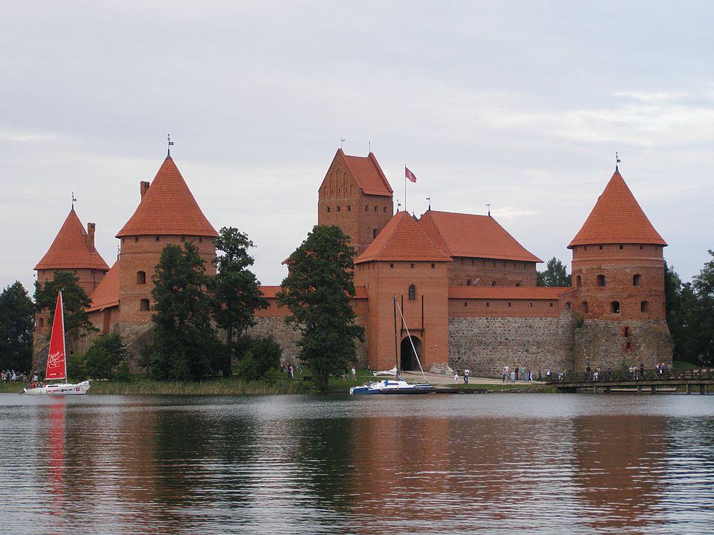 The land of 32 lakes - Trakai – image 4