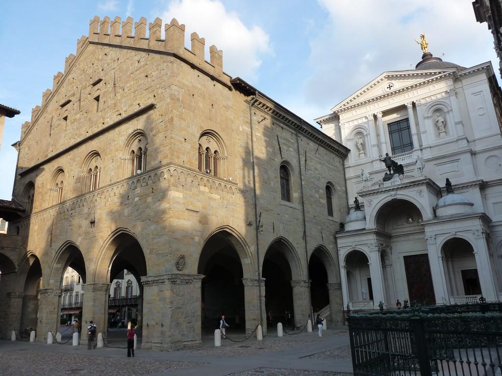Gate to Milan - Bergamo – image 3