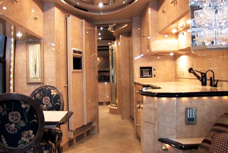 Prevost - the upper limit of luxury – image 3