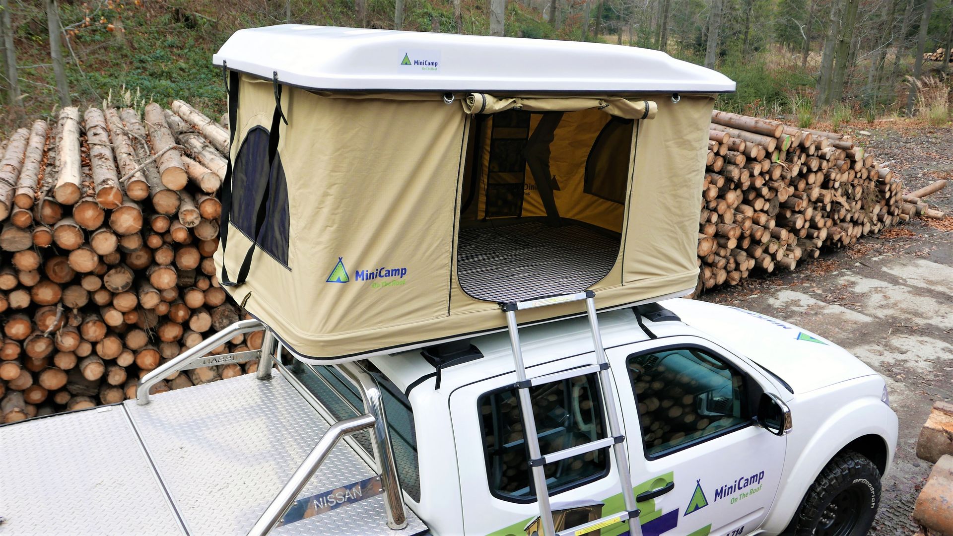 Namiot na dachu – nowoczesny sposób na biwakowanie – zdjęcie 1