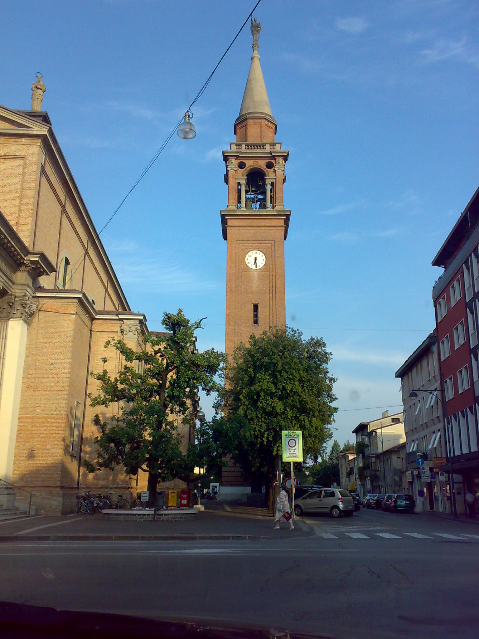 campanile_san_dona_di_piave_raimondo-perrina_cc_by_sajpg