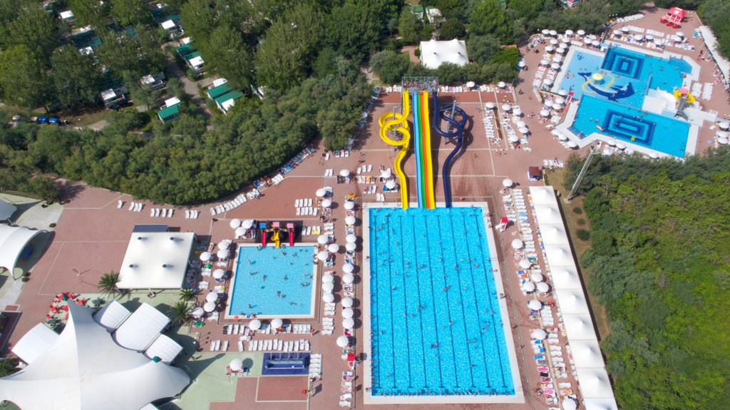 2-isamar-holiday-villagejpg