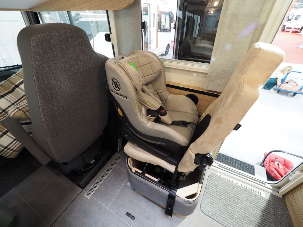 Motorhome child car clearance seat