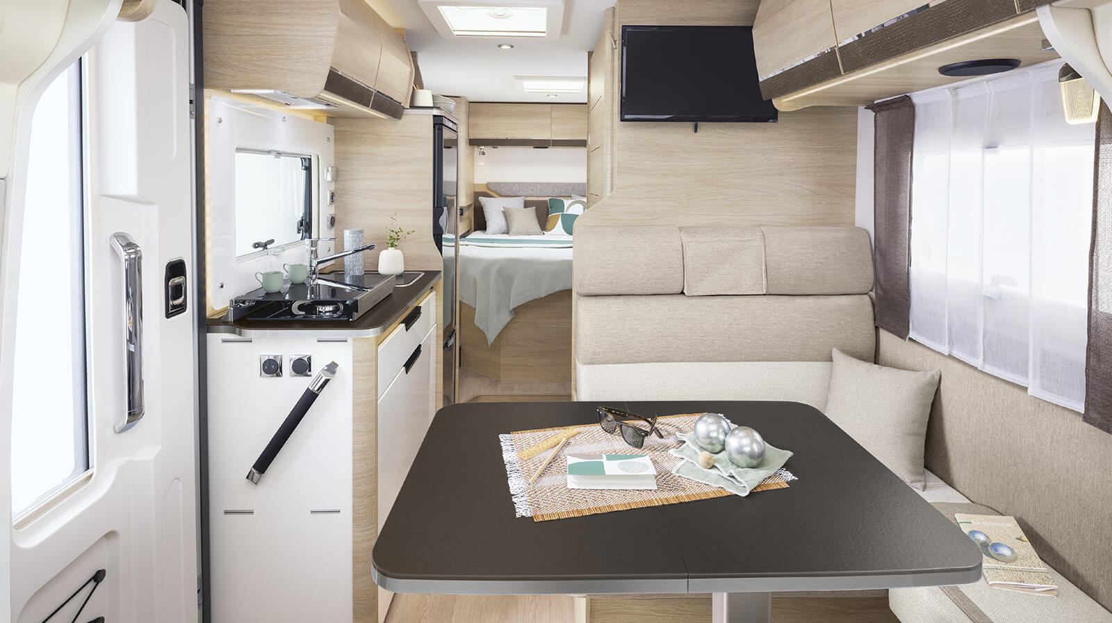 c50-2-camping-carjpg