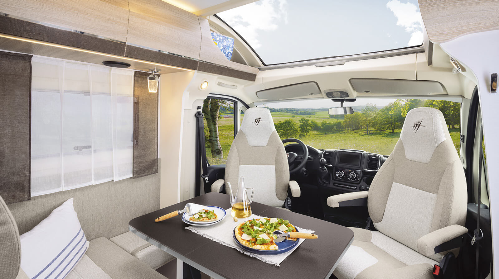 c50-1-camping-carjpg
