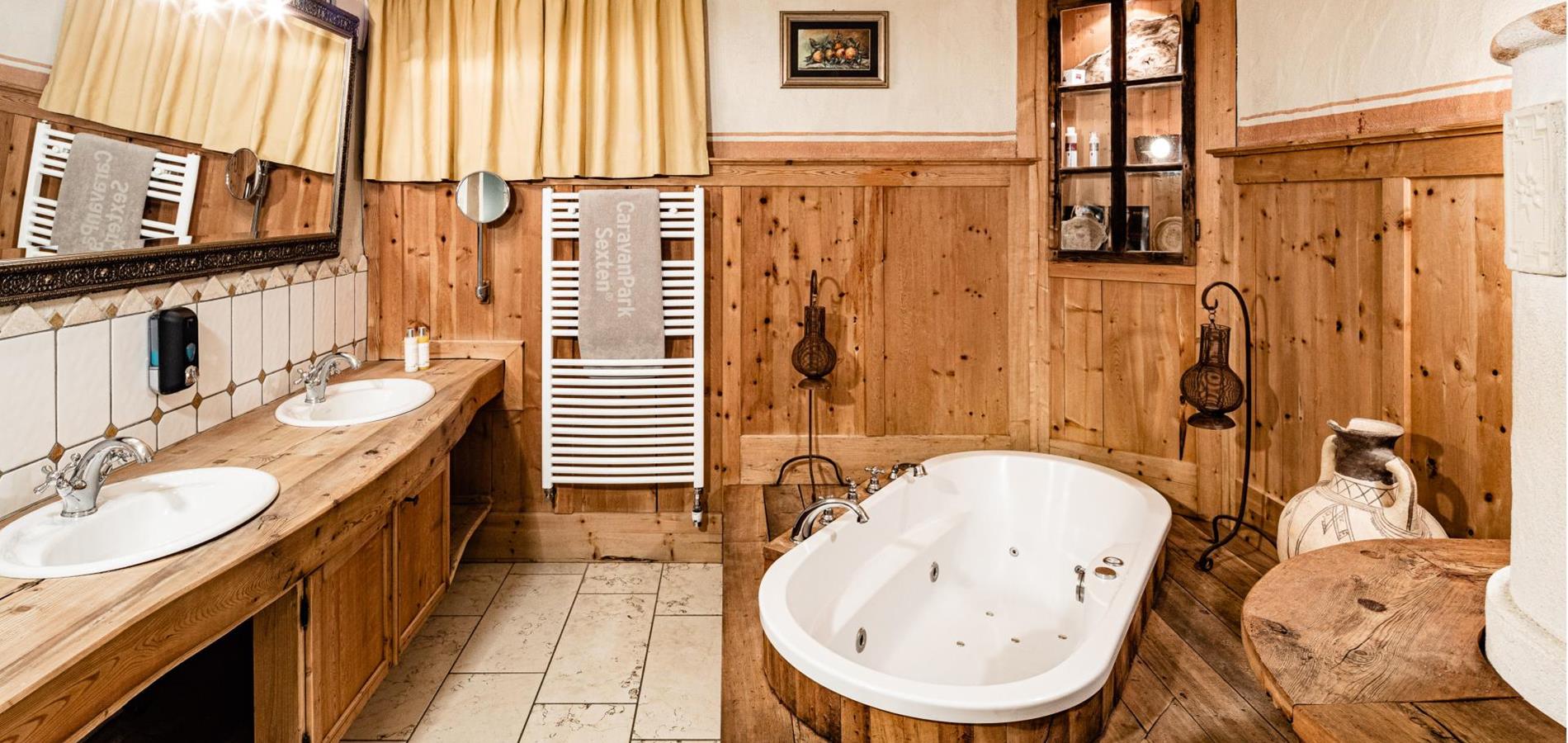 caravanpark-sexten-web-37-swamp-privato-superior-kristallbadjpg